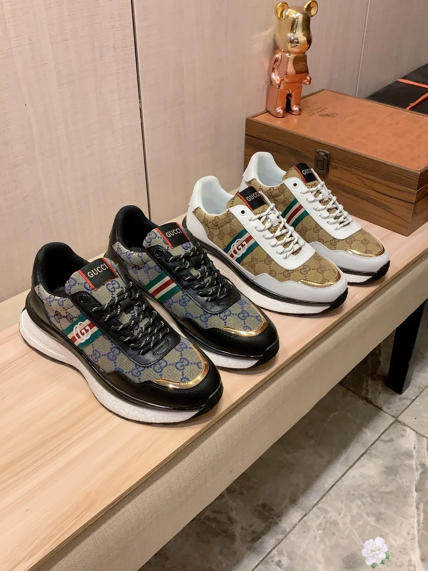 Men's men's shoes💰460💰💰🎩🎩[Lightning][Lightning] "GUCCI*" The latest and most popular casual shoes, top brands [Seduce] luxury~purchase, top~quality. [Strong] The upper is made of imported breathable cowhide with fabric material ➕ Breathable sheepskin feet (•) and fine workmanship. The original stylish and stylish soft rubber wear-resistant and non-slip outsole is light and comfortable on the feet. The real thing looks better when photographed in person. Code 004: Code: 38-44, 2️⃣colors selected